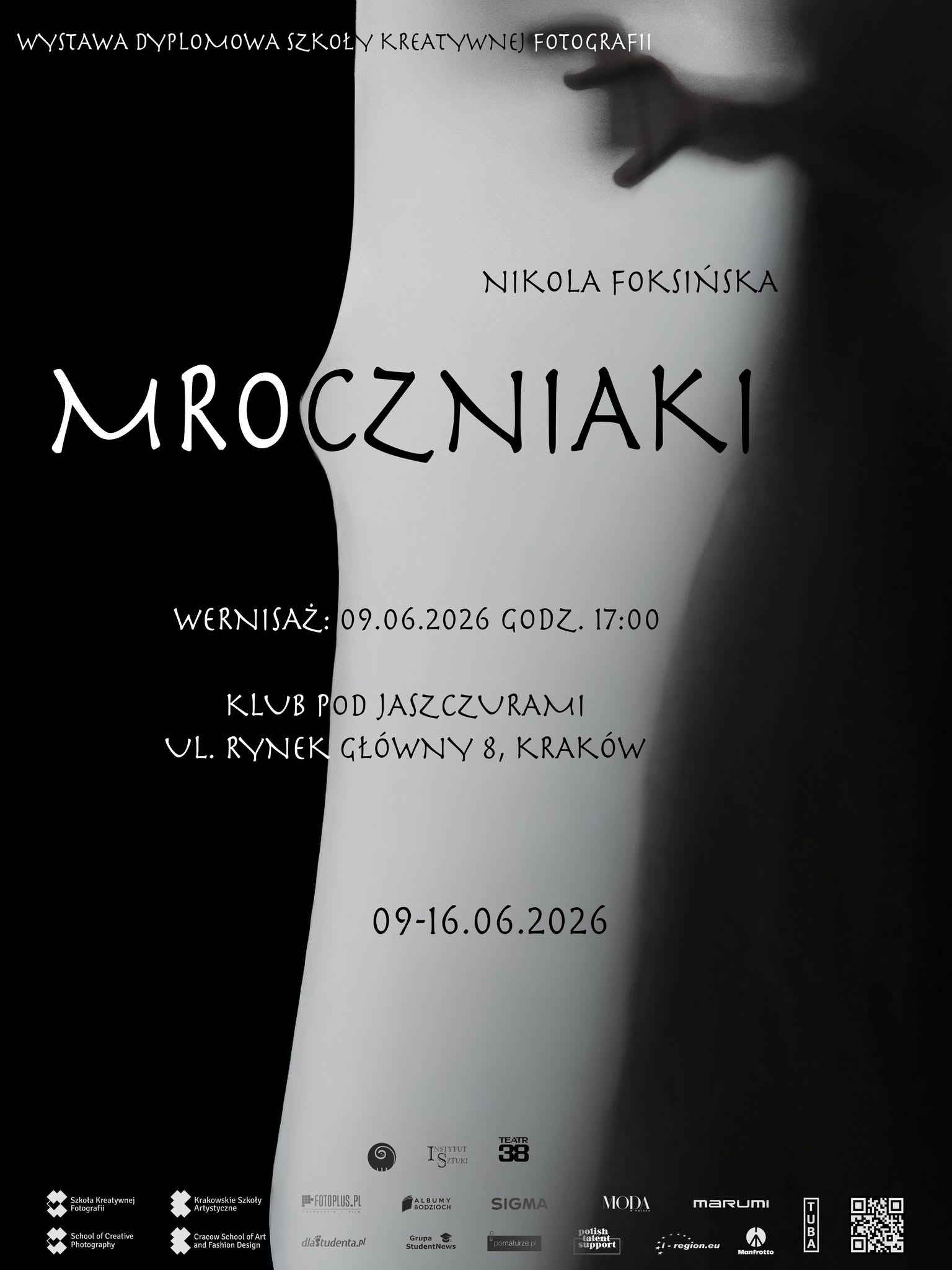 Wystawa dyplomowa Nikoli Foksińskiej „Mroczniaki” | Szkoła Kreatywnej Fotografii